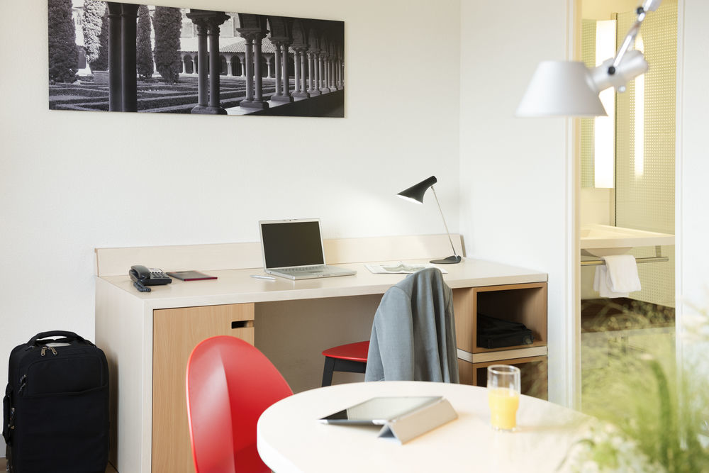 Adagio Centre Ramblas Aparthotel