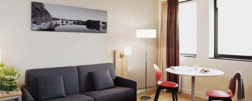 Adagio Centre Ramblas 4*